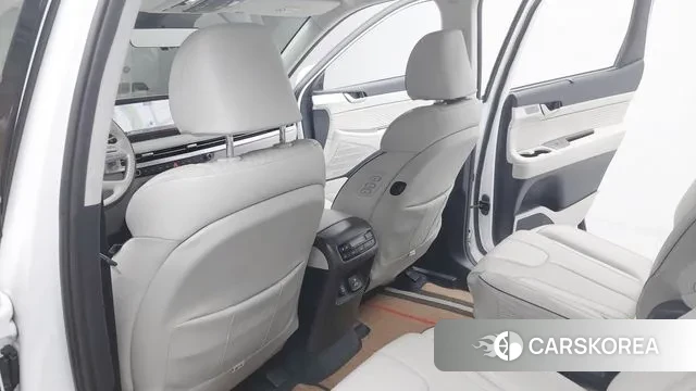 Hyundai Palisade 2023 Белый из Кореи, фото 3