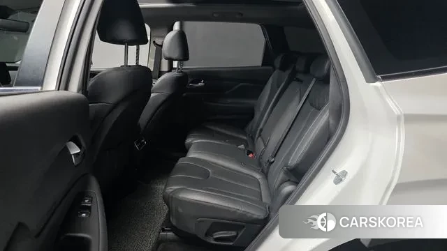 Hyundai The New Santa Fe 2023 Белый из Кореи, фото 3