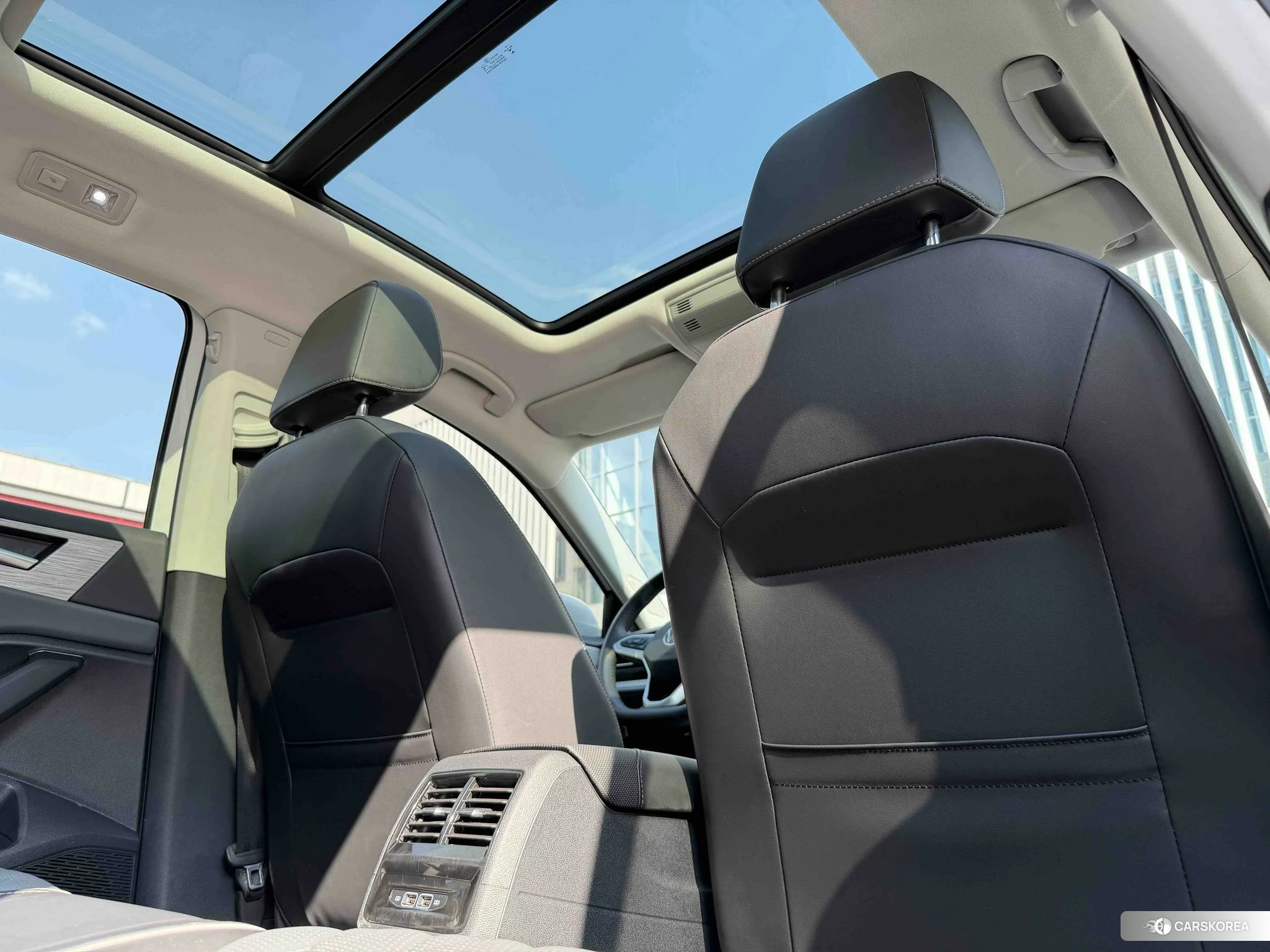 Volkswagen Sagitar 2022 Белый из Китая, фото 3