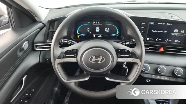 Hyundai The New Avante (CN7) 2023 Серый из Кореи, фото 3