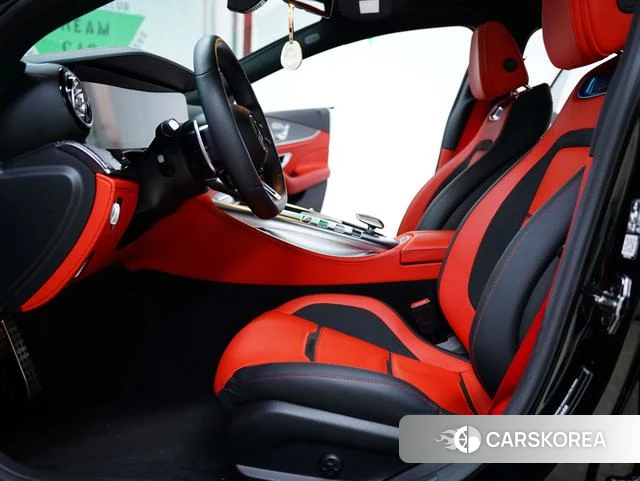 Mercedes-Benz AMG GT 2023 Черный из Китая, фото 3