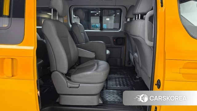 Hyundai The New Grand Starex 2019 Желтый из Кореи, фото 3