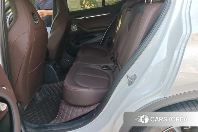 BMW X2 2021 Белый из Китая, фото 2