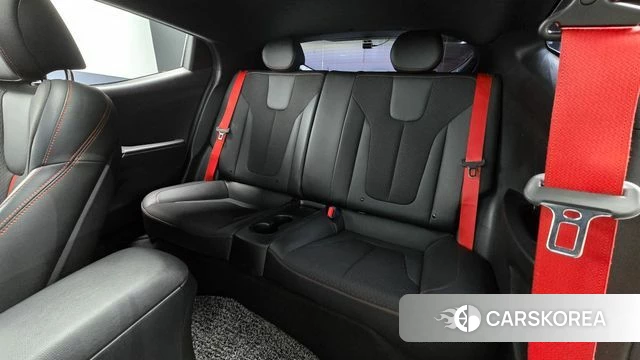 Hyundai Veloster (JS) 2018 Белый из Кореи, фото 3