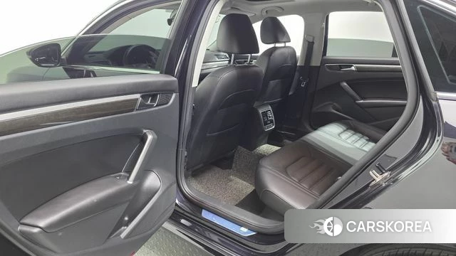 Volkswagen The New Passat 2018 Черный из Кореи, фото 3