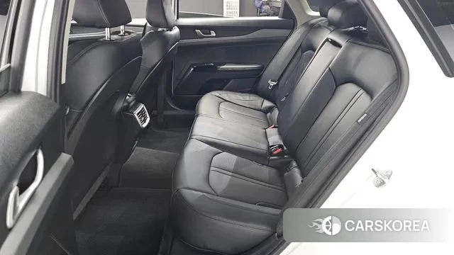 Kia The New K5 3rd generation 2024 Белый из Кореи, фото 3