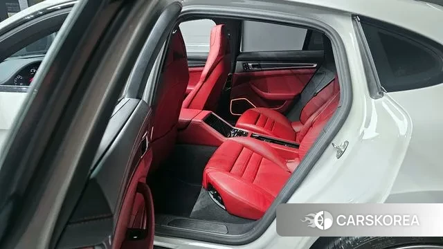 Porsche Panamera (971) 2022 Серебристо-серый из Кореи, фото 3