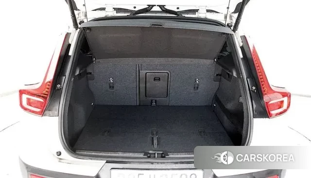 Volvo XC40 2020 Белый из Кореи, фото 3