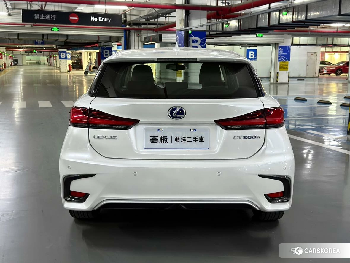 Lexus CT 2020 Белый из Китая, фото 3