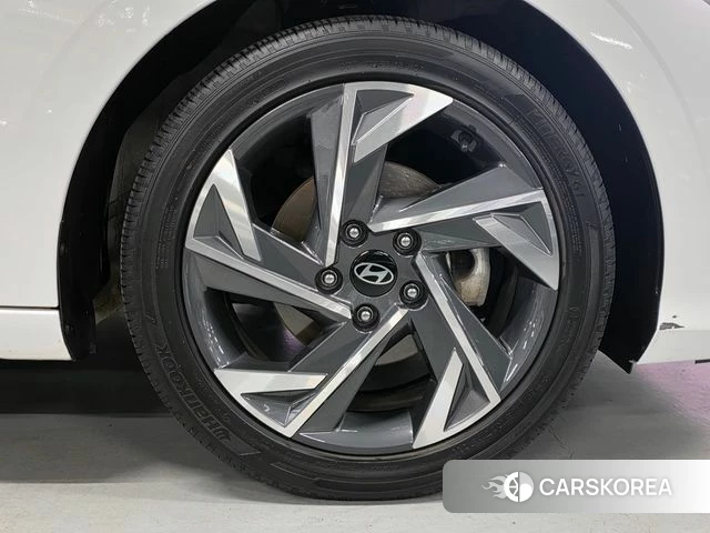 Hyundai The New Avante (CN7) 2023 Белый из Кореи, фото 3