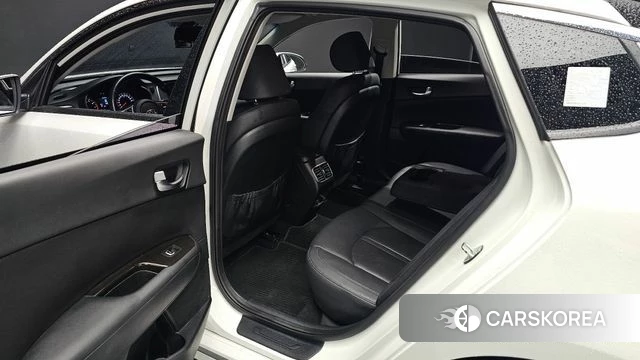Kia The New K5 2nd generation 2018 Белый из Кореи, фото 3