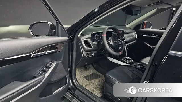 Kia The New Seltos 2022 Черный из Кореи, фото 3