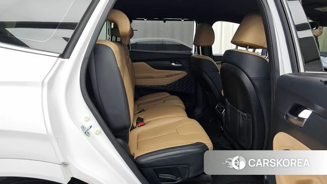 Hyundai The New Santa Fe 2022 Белый из Кореи, фото 3