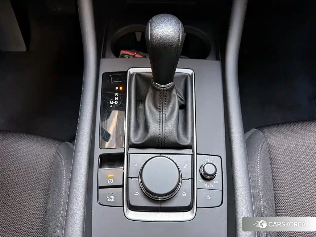 Mazda 3 2025 Белый из Китая, фото 3