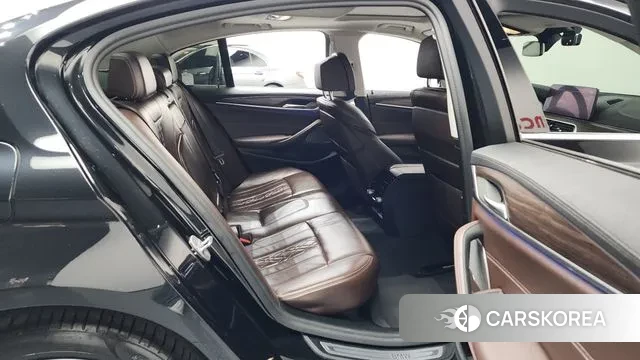 BMW 5 Series (G30) 2020 Черный из Кореи, фото 3