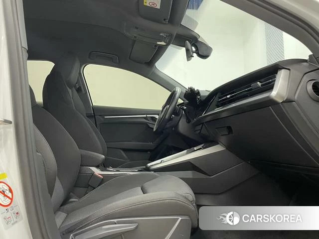 Audi A3 2022 Белый из Китая, фото 3