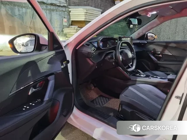 Peugeot 2008 Second generation 2021 Белый из Кореи, фото 3