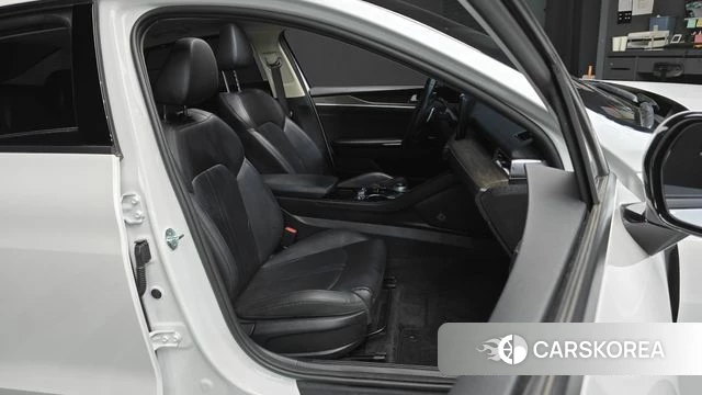 Kia K5 3rd generation 2022 Белый из Кореи, фото 3