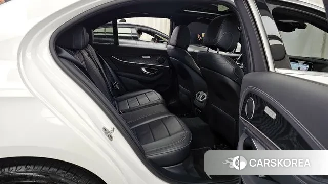 Mercedes-Benz E-Class W213 2020 Белый из Кореи, фото 3