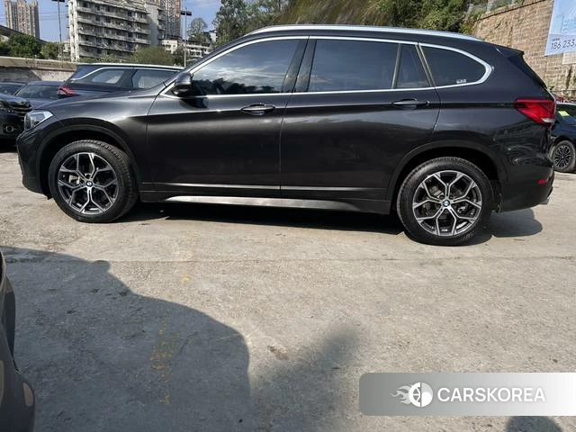BMW X1 2022 Темно-серый из Китая, фото 3