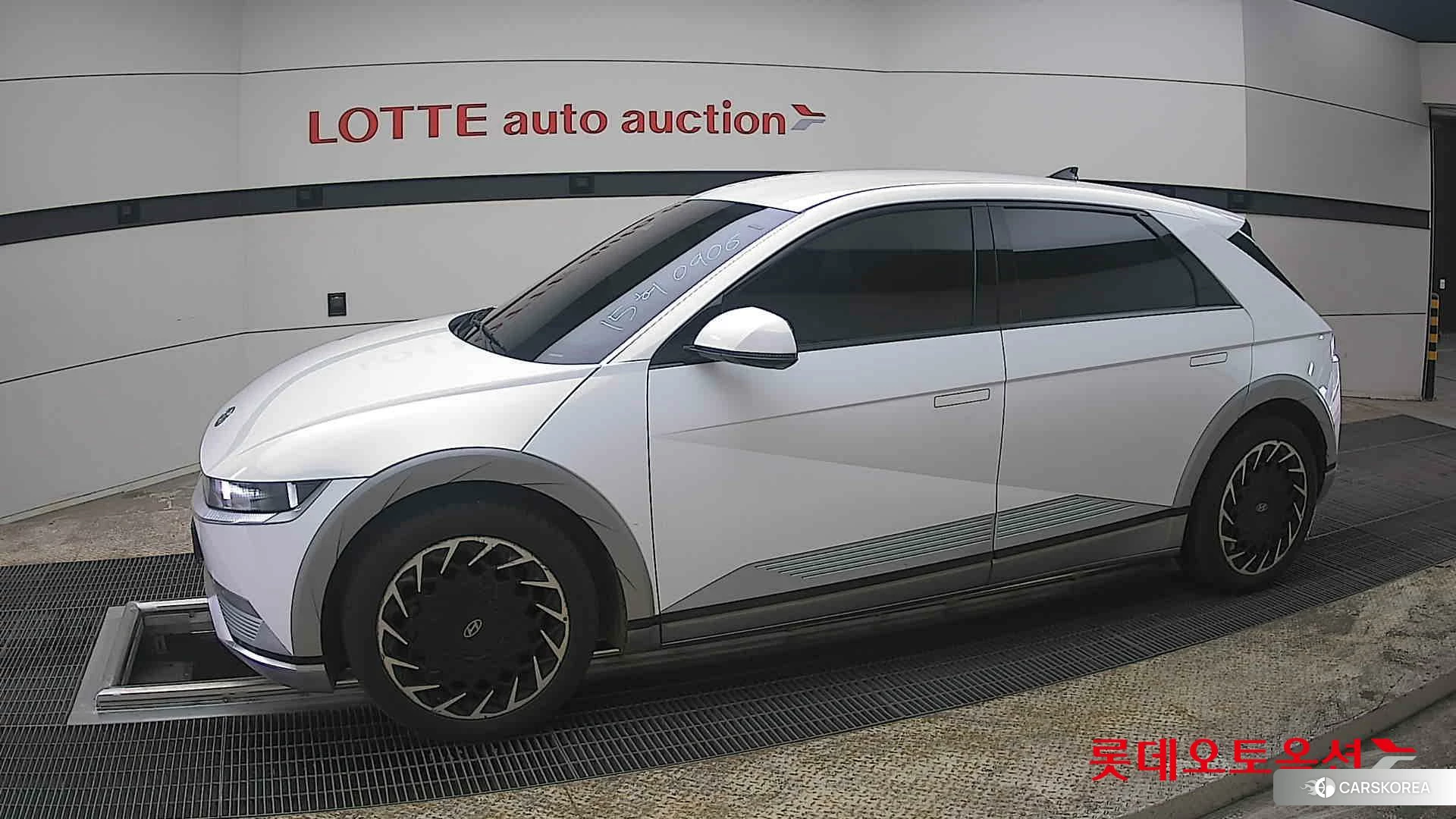 Hyundai IONIQ 5 2022 Белый из Кореи, фото 3