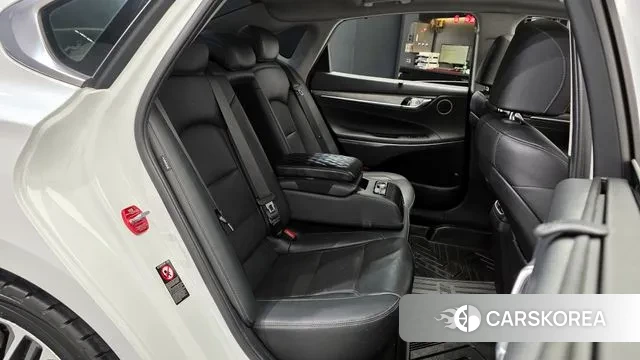 Hyundai Grandeur IG 2018 Белый из Кореи, фото 3