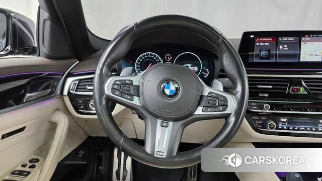 BMW 5 Series (G30) 2019 Черный из Кореи, фото 3