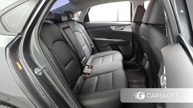 Kia The New K3 2nd generation 2021 Серый из Кореи, фото 3