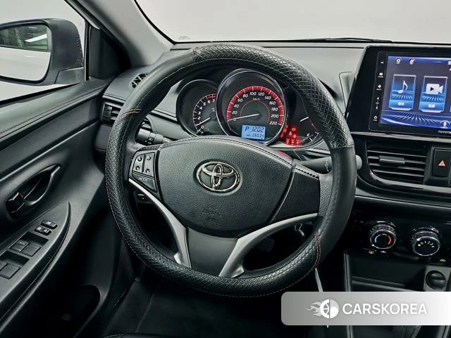 Toyota Vios 2022 Белый из Китая, фото 3