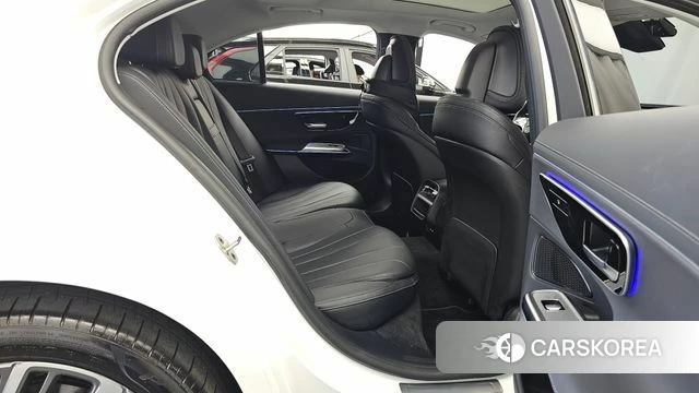 Mercedes-Benz E-Class W214 2024 Белый из Кореи, фото 3