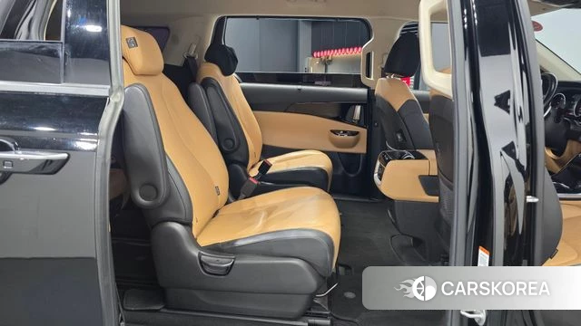 Kia Carnival 4th generation 2020 Черный из Кореи, фото 3