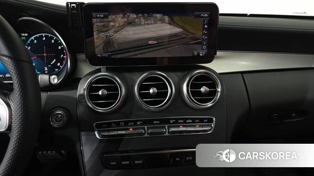 Mercedes-Benz C-Class W205 2023 Черный из Кореи, фото 3