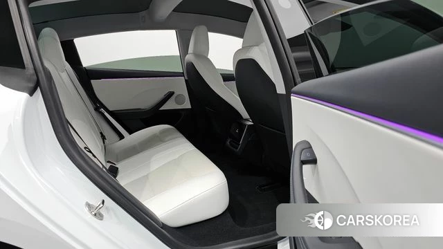 Tesla Model 3 2024 Белый из Кореи, фото 3
