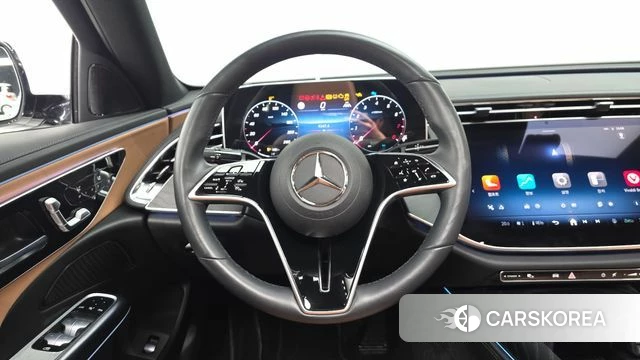 Mercedes-Benz E-Class W214 2024 Белый из Кореи, фото 3