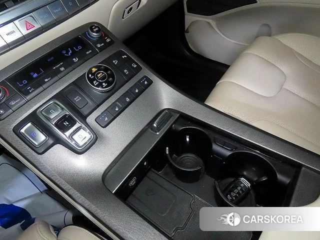 Hyundai Palisade 2021 Белый из Кореи, фото 3