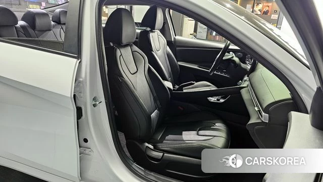 Hyundai Avante (CN7) 2021 Белый из Кореи, фото 3