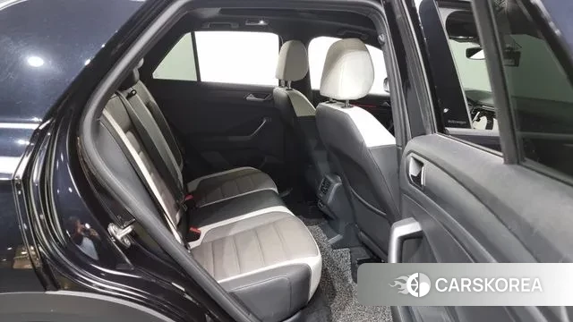 Volkswagen T-Roc 2021 Черный из Кореи, фото 3