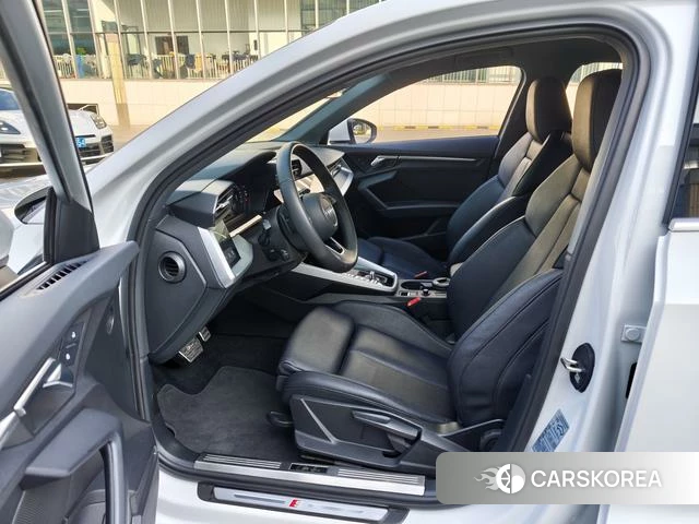 Audi A3 2021 Белый из Китая, фото 3