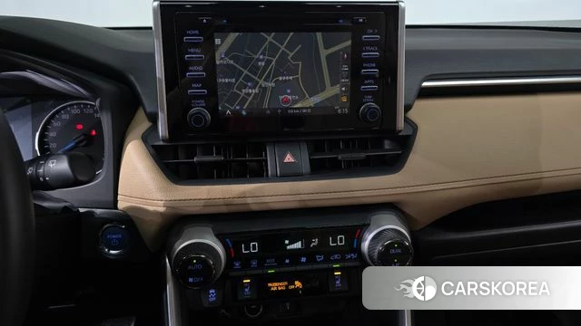 Toyota RAV4 5th Generation 2022 Белый из Кореи, фото 3