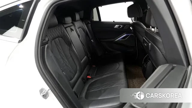 BMW X6 (G06) 2023 Белый из Кореи, фото 3