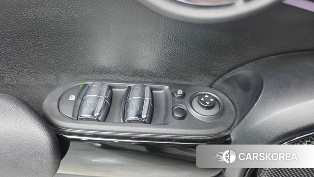 Mini Cooper 2022 Песочный из Кореи, фото 3