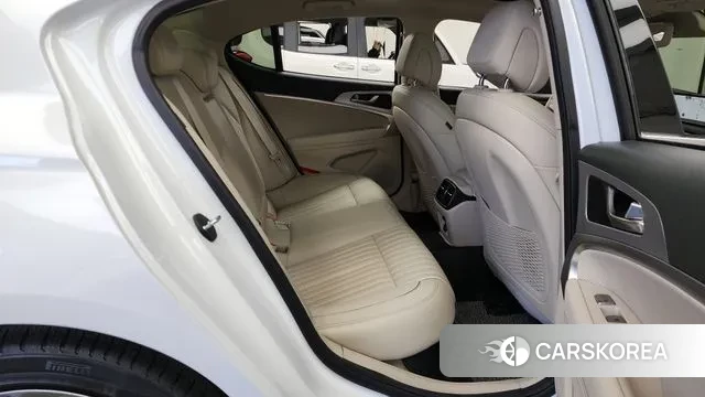 Genesis The New G70 2021 Белый из Кореи, фото 3