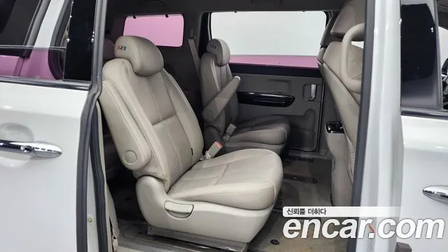 Kia The New Carnival 2018 Белый из Кореи, фото 3