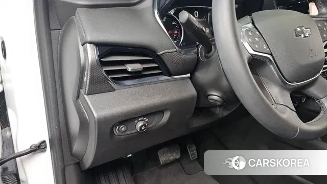 Chevrolet (GM Daewoo) Traverse 2023 Белый из Кореи, фото 3