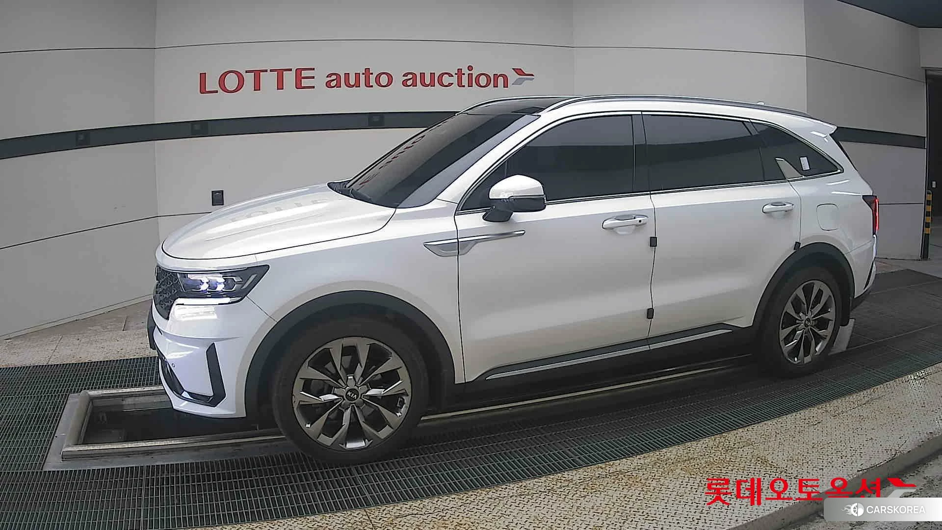 Kia Sorento 2021 Snow White Pearl (optional) из Кореи, фото 3
