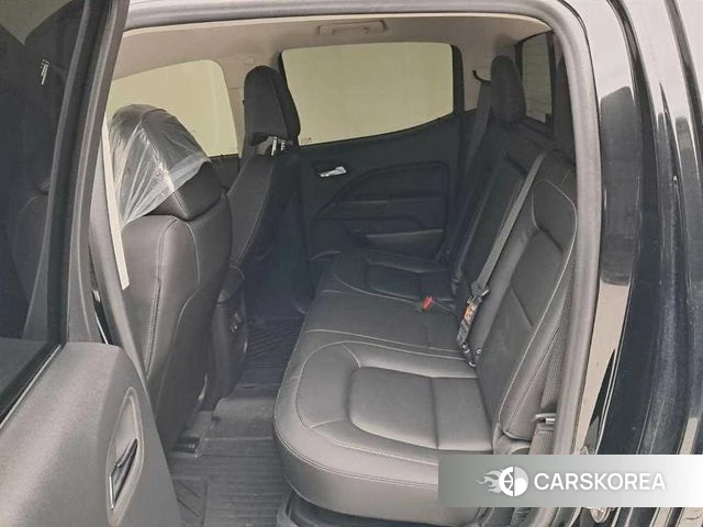 Chevrolet (GM Daewoo) Real New Colorado 2022 Черный из Кореи, фото 3