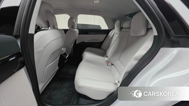 Hyundai Grandeur Hybrid (GN7) 2024 Белый из Кореи, фото 3