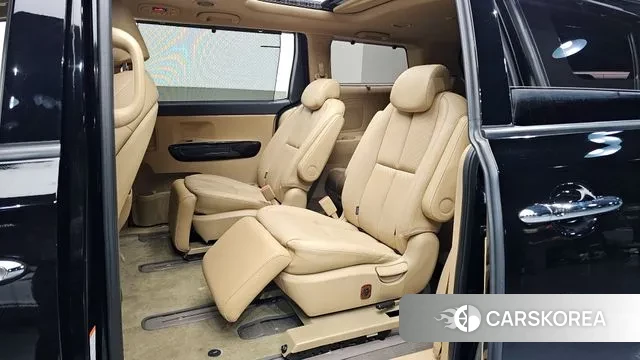 Kia The New Carnival 2018 Черный из Кореи, фото 3