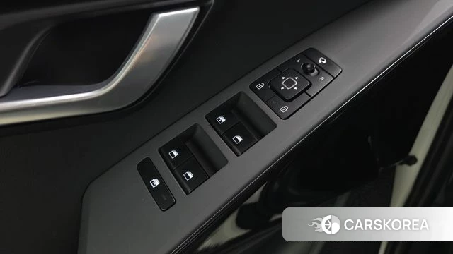 Kia Di Ol Nu Niro 2025 Белый из Кореи, фото 3