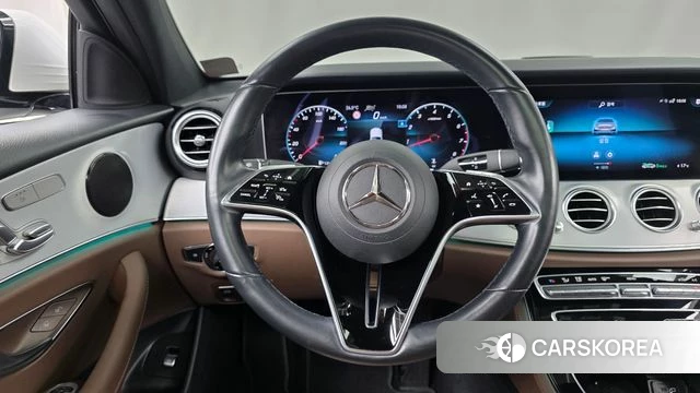 Mercedes-Benz E-Class W213 2021 Белый из Кореи, фото 3